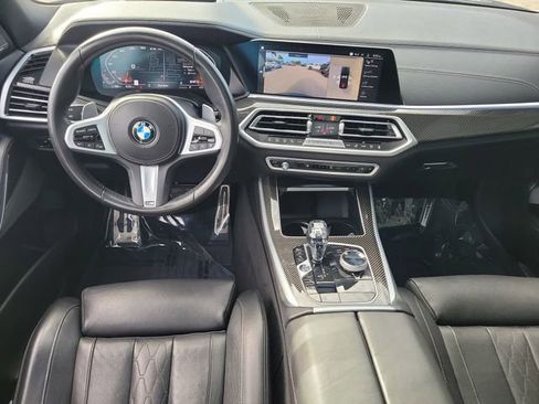 Used 2022 BMW X5 M50i w/ Premium Package image 17