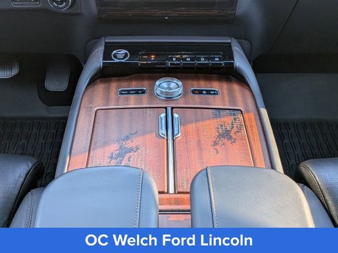 Certified 2025 Lincoln Navigator L Black Label AWD/4WD image 23