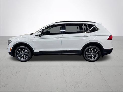 Used 2020 Volkswagen Tiguan SE AWD/4WD image 3