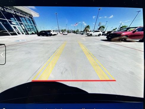 New 2026 Mercedes-Benz GLC 300 4MATIC image 11