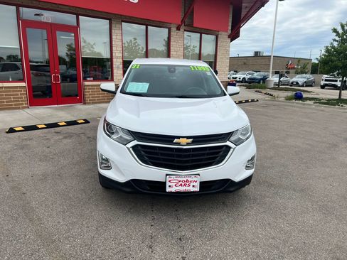 Used 2021 Chevrolet Equinox LT w/ LPO, Floor Liner Package AWD/4WD image 2