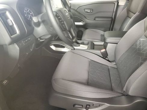 New 2026 Nissan Frontier SV w/ Tow Package RWD image 12