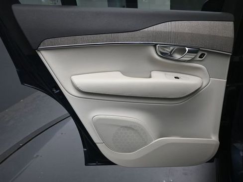 Used 2023 Volvo XC90 B6 Plus w/ Protection Package Premier AWD/4WD image 23