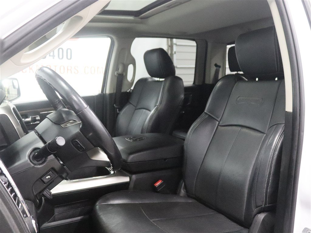 Used 2018 RAM 1500 Laramie w/ Convenience Group AWD/4WD image 14
