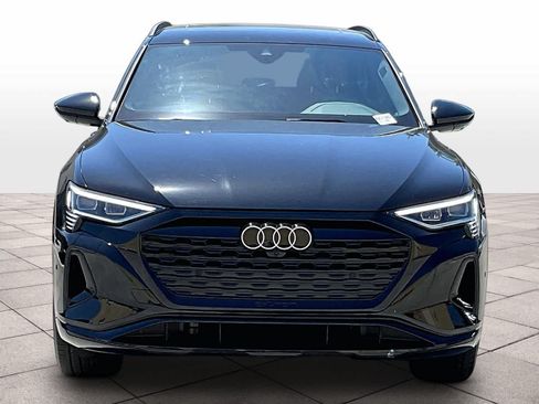 Certified 2024 Audi Q8 e-tron Premium Plus w/ Premium Plus Package AWD/4WD image 3