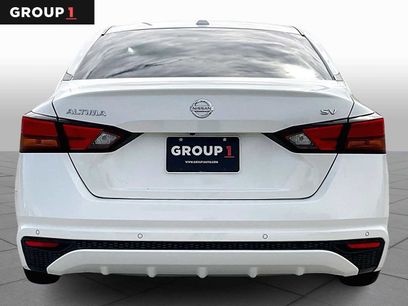 Used 2022 Nissan Altima 2.5 SV