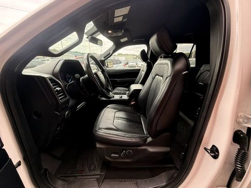 Used 2019 Ford Expedition Max Limited AWD/4WD image 11