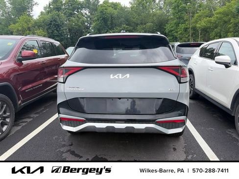 Certified 2023 Kia Sportage SX AWD/4WD image 11
