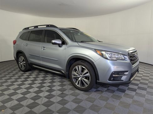 Used 2021 Subaru Ascent Limited w/ Technology Package image 2
