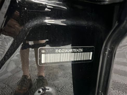 Used 2024 Kia Soul LX w/ Option Group 015 image 31