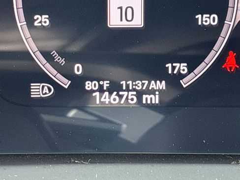 Used 2025 Porsche Cayenne E-Hybrid Coupe image 34