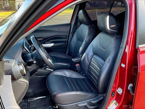 Used 2020 Nissan Kicks SR w/ SR Premium Package image 9