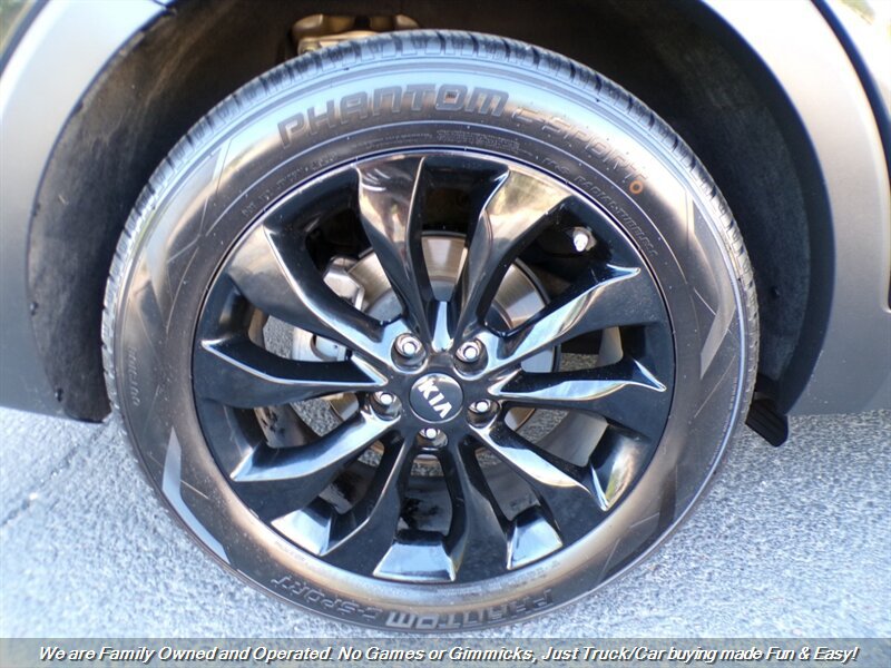 Used 2020 Kia Sorento EX FWD image 45