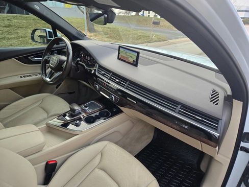 Used 2018 Audi Q7 3.0T Prestige image 16