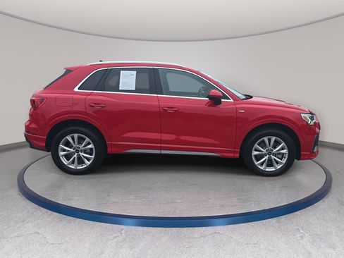 Used 2025 Audi Q3 2.0T Premium Plus w/ Premium Plus Package AWD/4WD image 4