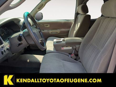 Used 2000 Toyota Tundra SR5 w/ Convenience Pkg AWD/4WD image 11