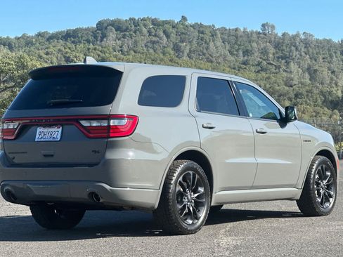 Used 2022 Dodge Durango R/T w/ Blacktop Package AWD/4WD image 3