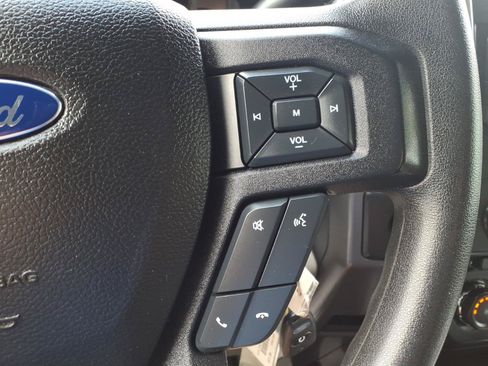 Used 2016 Ford F150 XLT AWD/4WD image 15