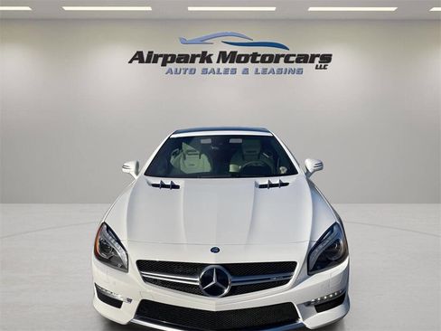 Used 2015 Mercedes-Benz SL 63 AMG image 19