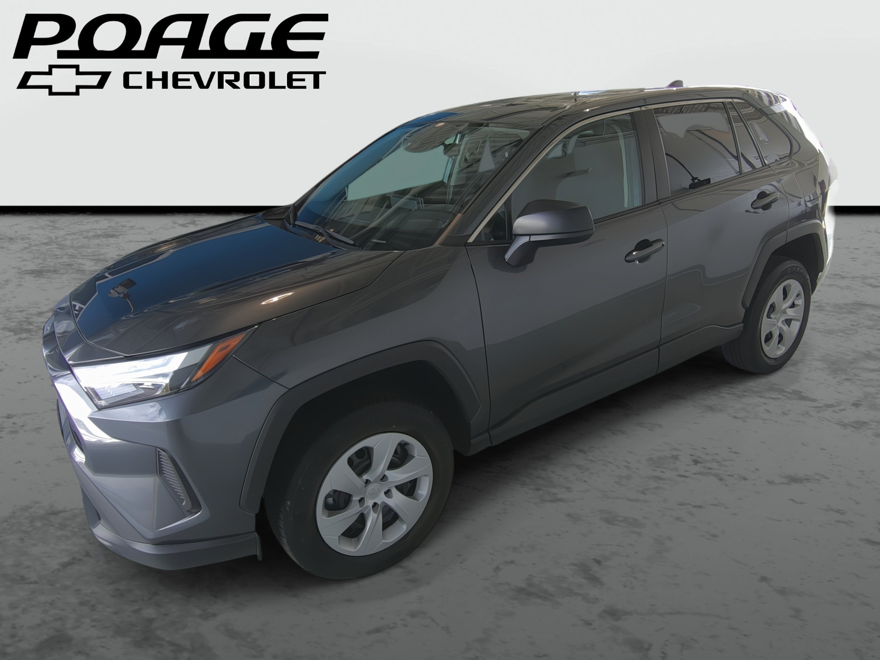 Used 2025 Toyota RAV4 LE AWD/4WD image 1