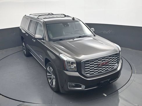 Used 2019 GMC Yukon XL Denali w/ Denali Ultimate Package RWD image 27