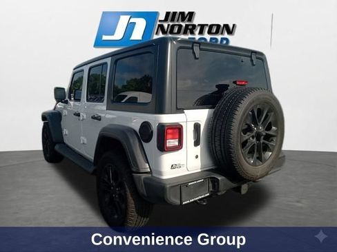 Used 2018 Jeep Wrangler Unlimited Sport S AWD/4WD image 7