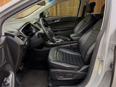 Used 2016 Ford Edge SEL w/ Equipment Group 201A FWD image 10