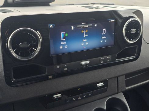 New 2026 Mercedes-Benz Sprinter 2500 image 38