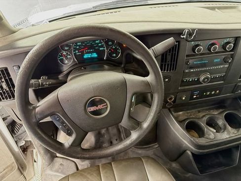 Used 2018 GMC Savana 2500 w/ Driver Convenience Package RWD image 21