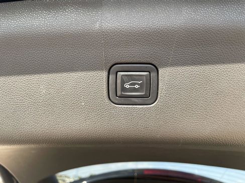 Used 2022 Buick Enclave Avenir w/ Avenir Technology Package image 33