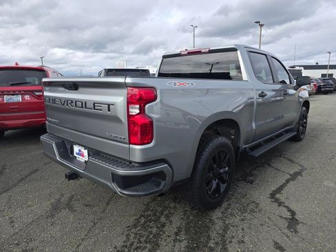 Used 2023 Chevrolet Silverado 1500 Custom image 3