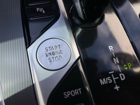 Used 2023 BMW X6 xDrive40i w/ Premium Package image 23