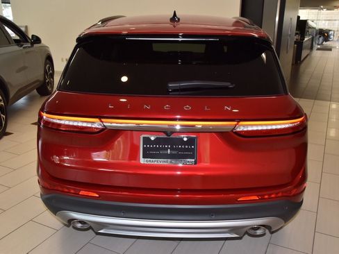 New 2026 Lincoln Corsair Premiere FWD image 8