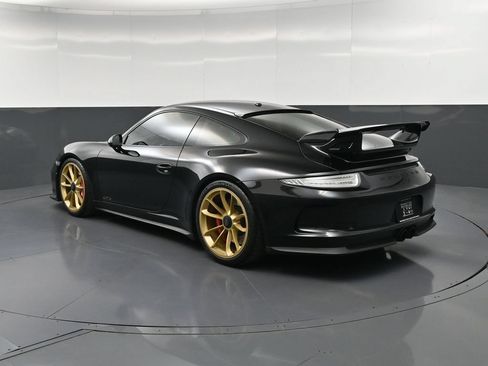 Certified 2015 Porsche 911 GT3 RWD image 3