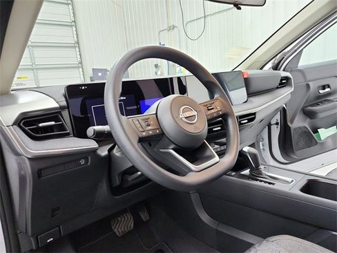 New 2026 Nissan Kicks SV w/ SV Premium Package image 18