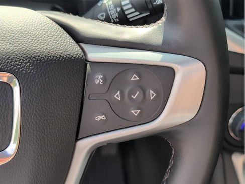 Used 2023 GMC Terrain SLT FWD image 26