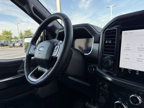 New 2025 Ford F150 Platinum image 32