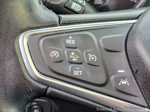 Used 2021 Chevrolet Equinox LT image 14