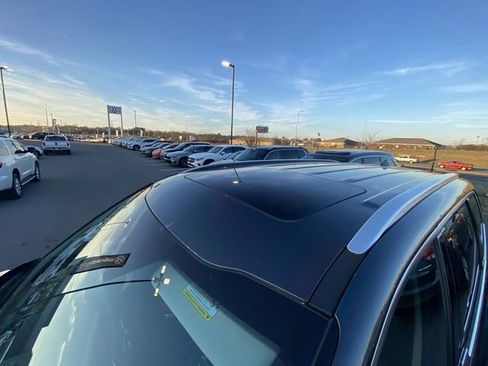 Certified 2024 Kia Telluride S w/ S Sunroof Package image 3