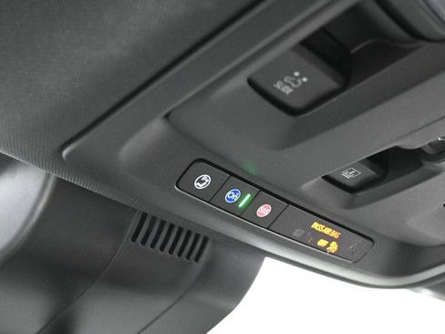 Used 2024 Chevrolet Tahoe Premier w/ Premium Package image 25