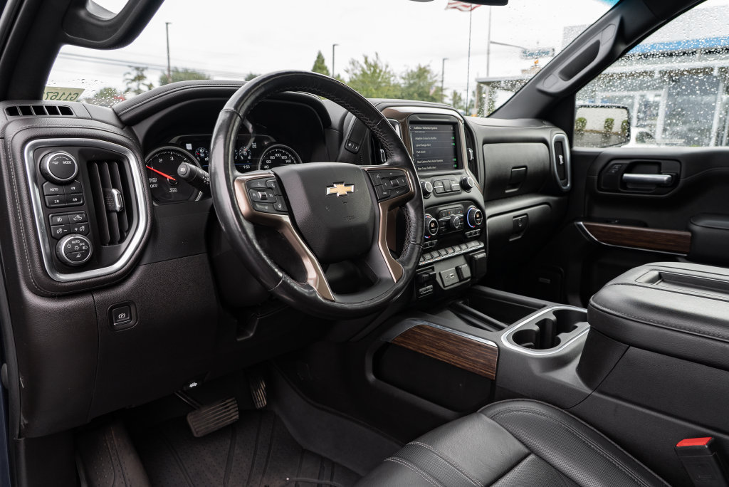 Used 2022 Chevrolet Silverado 1500 High Country w/ Safety Package II AWD/4WD image 27