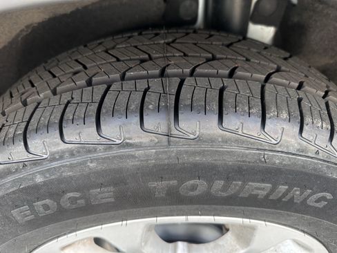 Certified 2021 Ford Escape SE w/ Cold Weather Package FWD image 21