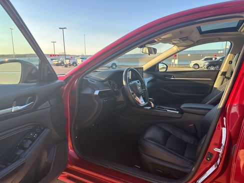 Used 2023 Nissan Altima 2.5 SL image 12