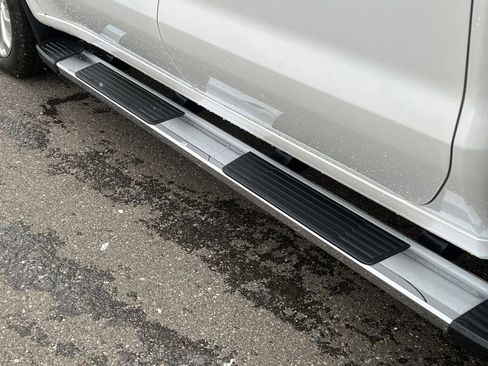 Used 2020 Chevrolet Silverado 1500 High Country w/ Technology Package image 6