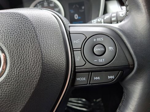 Used 2019 Toyota Corolla SE w/ SE Option Package image 21