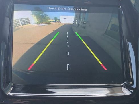 Used 2018 Jeep Compass Limited w/ Navigation Group image 28