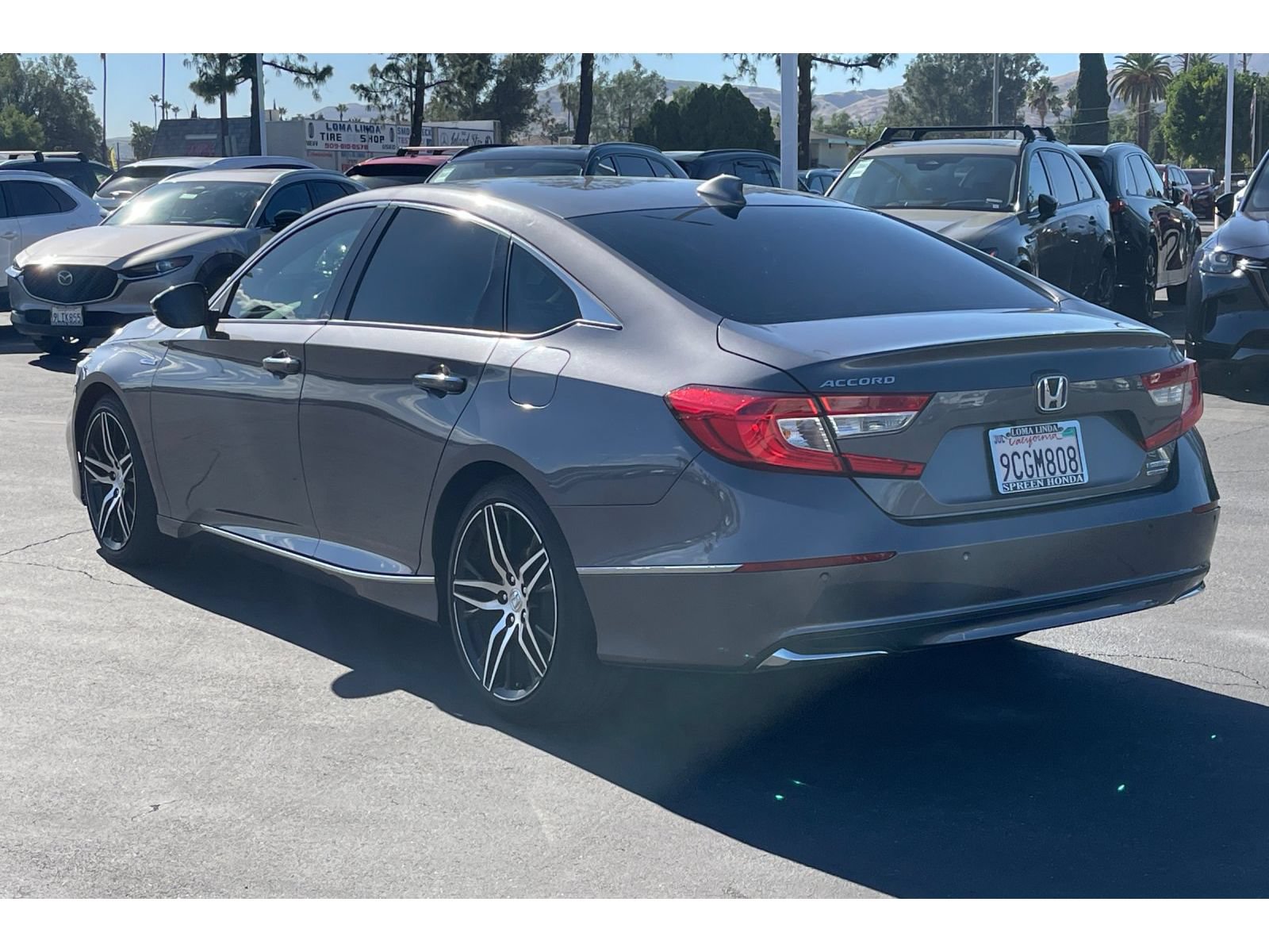 Used 2021 Honda Accord Touring image 3