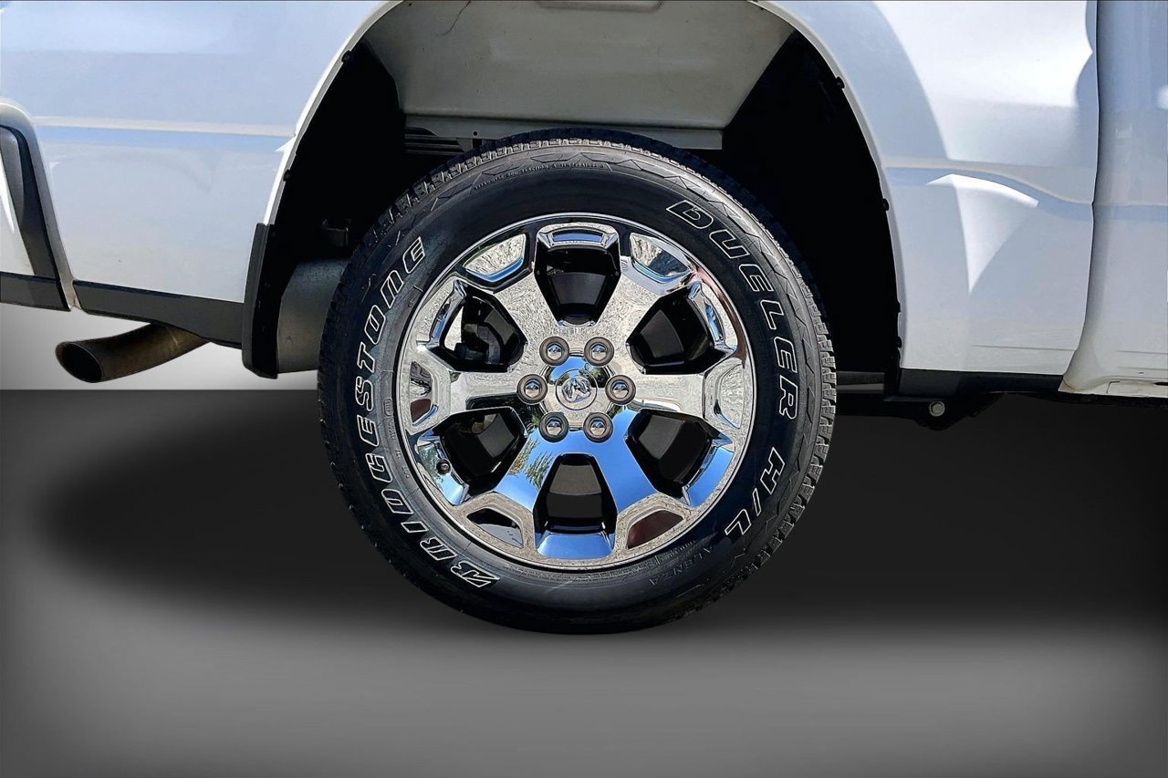 Used 2023 RAM 1500 Big Horn AWD/4WD image 35