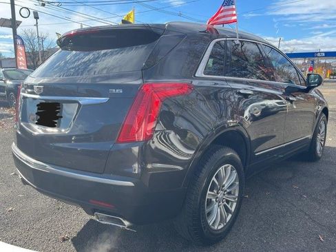 Used 2018 Cadillac XT5 Luxury w/ Driver Awareness Package FWD image 3