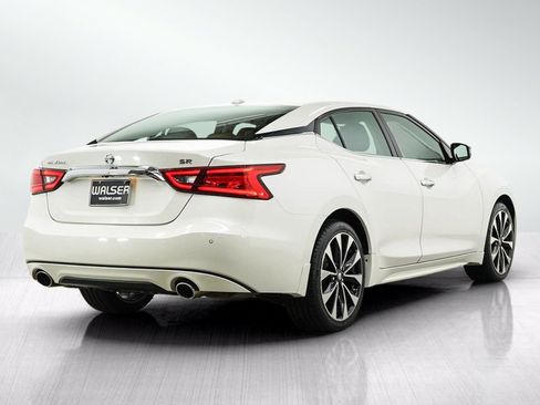 Used 2016 Nissan Maxima SR FWD image 5